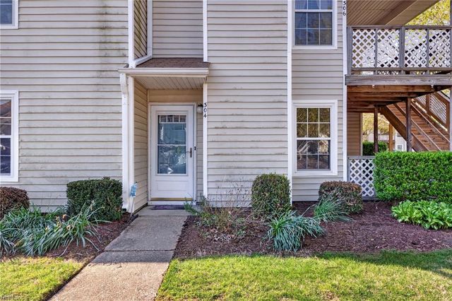 304 Thalia Station CT, Virginia Beach, VA 23452
