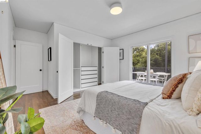 4638 Reinhardt Dr, Oakland, CA 94619