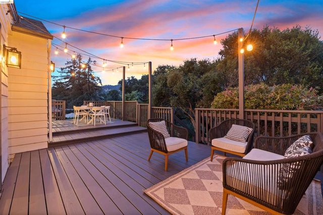 4638 Reinhardt Dr, Oakland, CA 94619