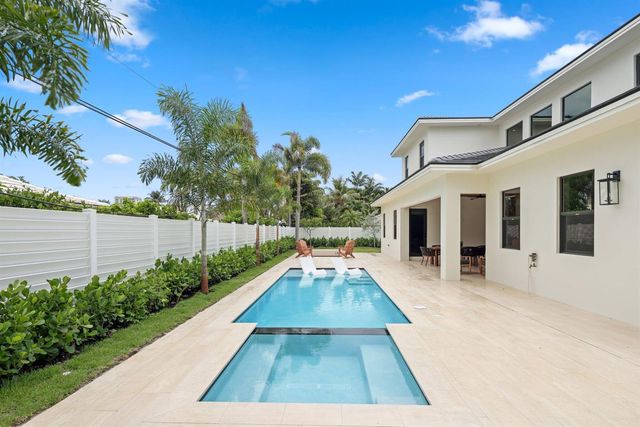 1160 Emerald Drive, Riviera Beach, FL 33404
