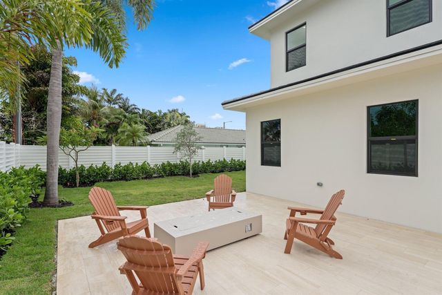1160 Emerald Drive, Riviera Beach, FL 33404