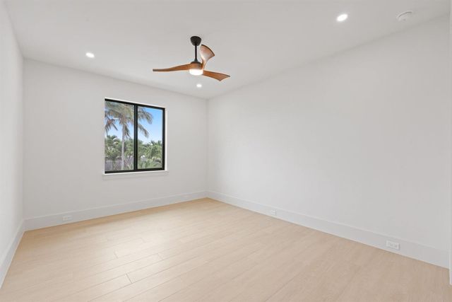 1160 Emerald Drive, Riviera Beach, FL 33404
