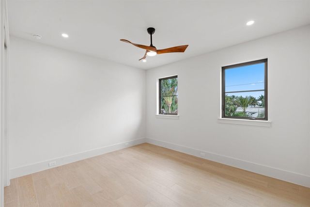 1160 Emerald Drive, Riviera Beach, FL 33404