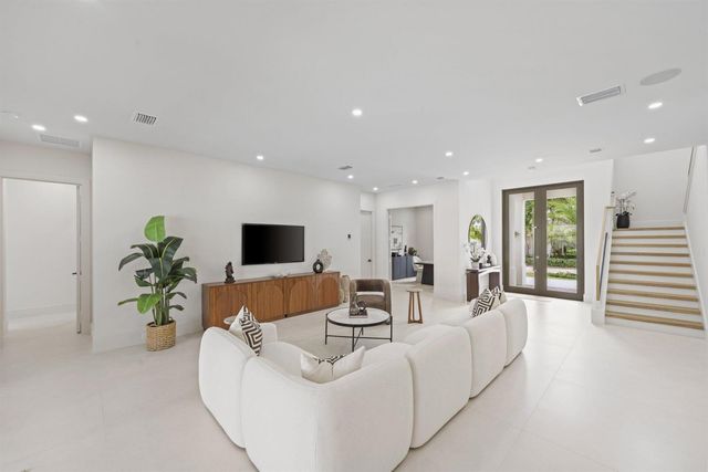 1160 Emerald Drive, Riviera Beach, FL 33404