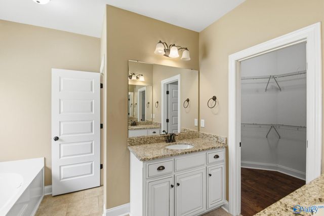 200 Grove Village Way, Madison, AL 35758
