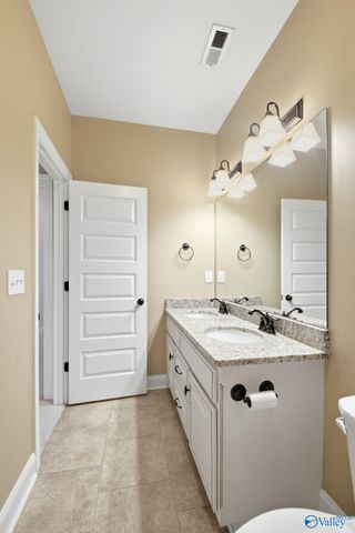 200 Grove Village Way, Madison, AL 35758