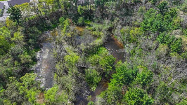 E3192 APPLE TREE LANE, Waupaca, WI 54981