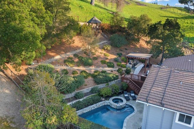 61 Willowview Ct, Danville, CA 94526