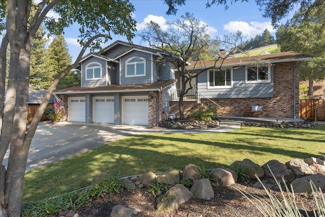 61 Willowview Ct, Danville, CA 94526