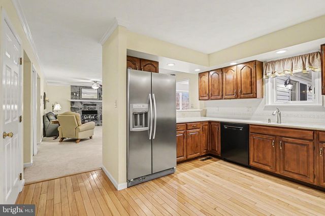 75 LONGVIEW BLVD, Gettysburg, PA 17325