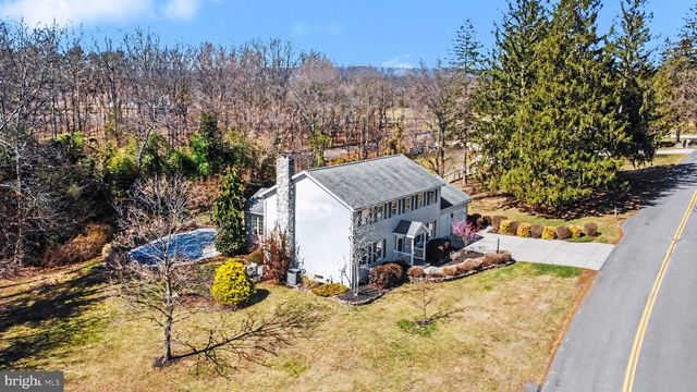75 LONGVIEW BLVD, Gettysburg, PA 17325