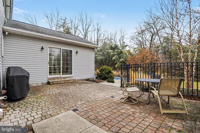75 LONGVIEW BLVD, Gettysburg, PA 17325