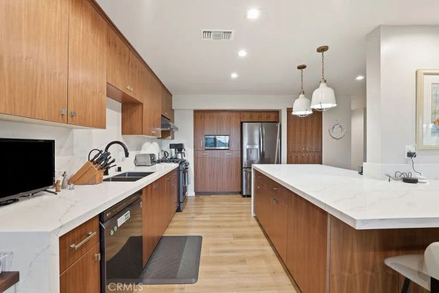 2021 Rosemont Avenue 3, Pasadena, CA 91103