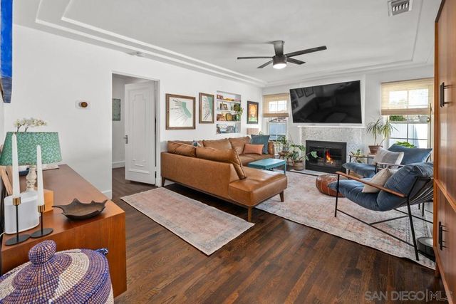 800 3rd St, Coronado, CA 92118