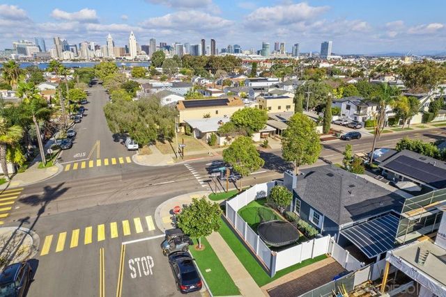 800 3rd St, Coronado, CA 92118