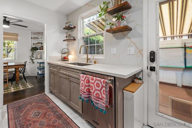 800 3rd St, Coronado, CA 92118