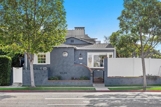 800 3rd St, Coronado, CA 92118