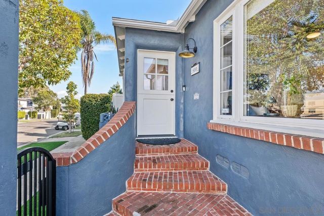 800 3rd St, Coronado, CA 92118