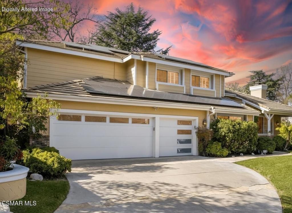 Image 2 of property listing at 24587 Lola Lane, Newhall, CA 91321