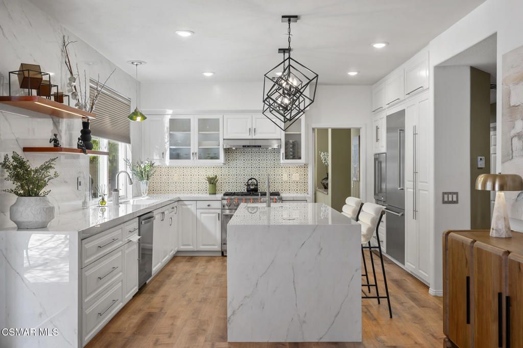 Image 23 of property listing at 24587 Lola Lane, Newhall, CA 91321