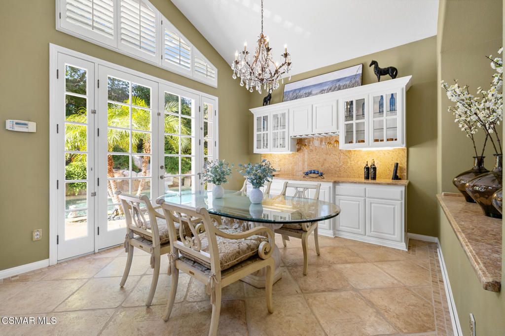 Image 26 of property listing at 24587 Lola Lane, Newhall, CA 91321