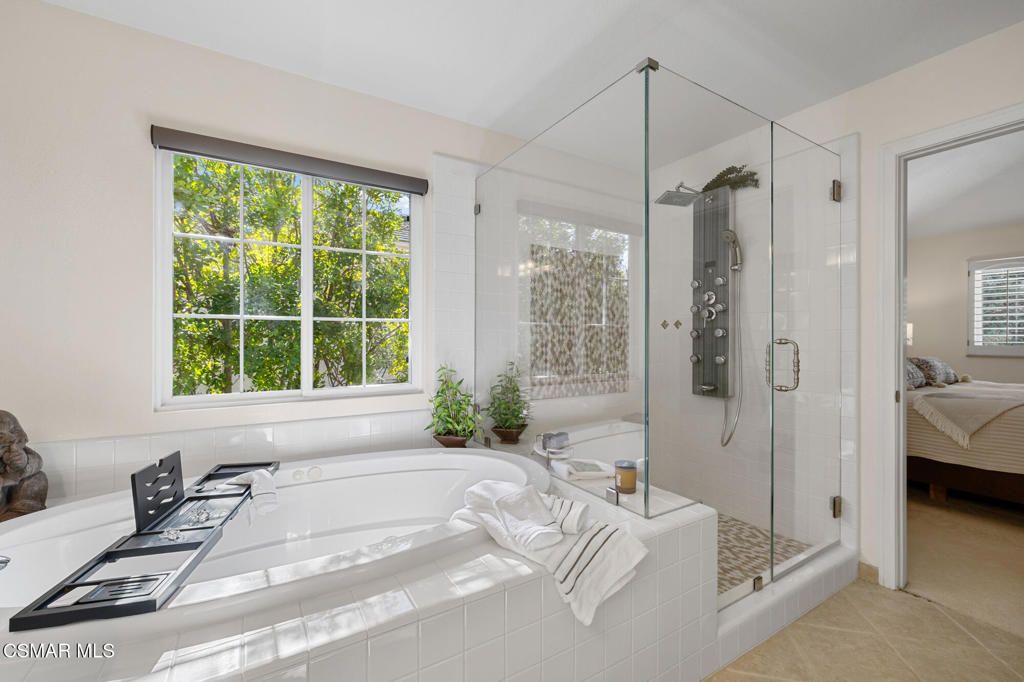 Image 43 of property listing at 24587 Lola Lane, Newhall, CA 91321