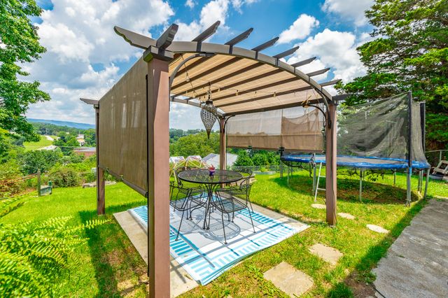 1127 Valentine Circle, Chattanooga, TN 37405