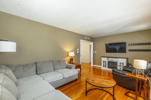 1127 Valentine Circle, Chattanooga, TN 37405