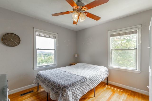 1127 Valentine Circle, Chattanooga, TN 37405