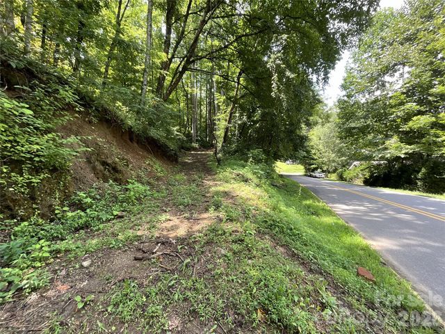 618 Dark Ridge Road, Sylva, NC 28779