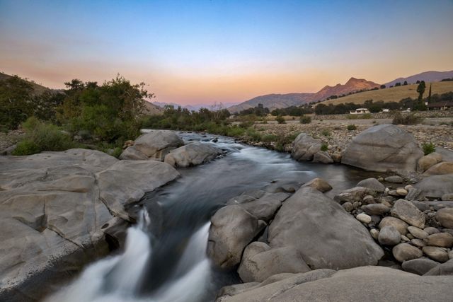 24433 Summit Drive, Lemon Cove, CA 93244