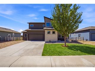 7263 Horsechestnut St, Wellington, CO 80549