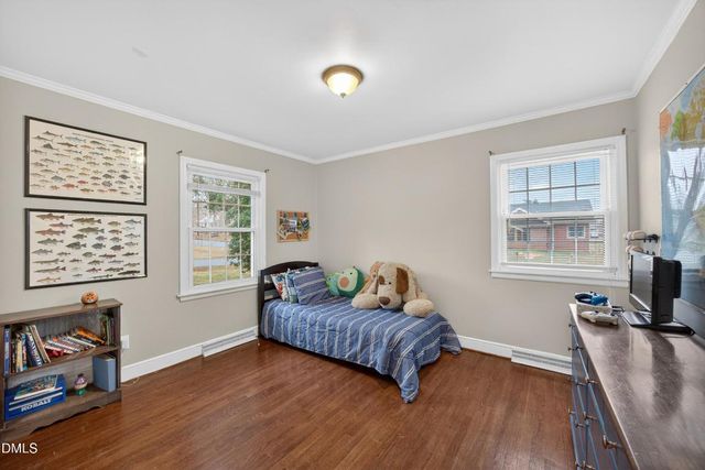 1204 Cary Street, Burlington, NC 27215