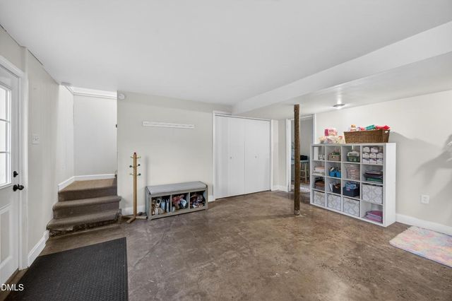 1204 Cary Street, Burlington, NC 27215