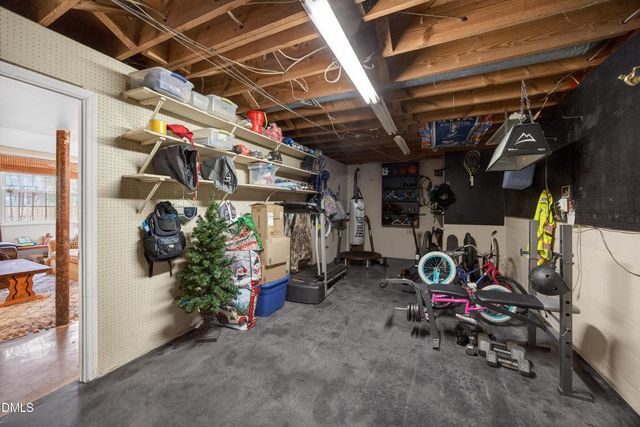 1204 Cary Street, Burlington, NC 27215