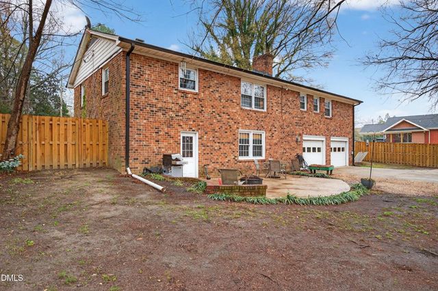 1204 Cary Street, Burlington, NC 27215