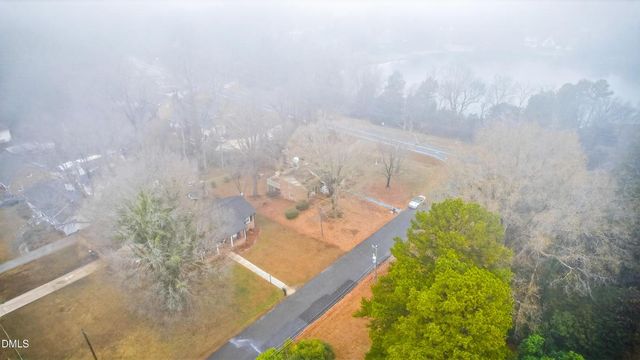 1204 Cary Street, Burlington, NC 27215