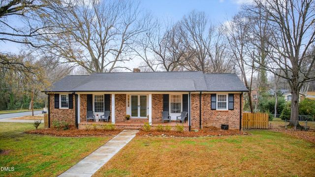 1204 Cary Street, Burlington, NC 27215