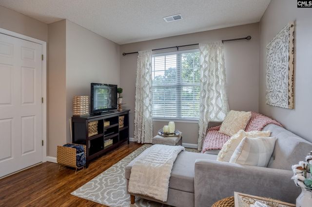 215 Village Walk, Columbia, SC 29209