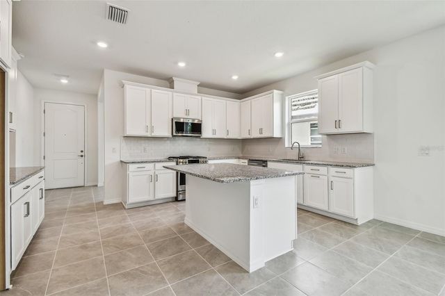 18135 CHERISHED LOOP, Lakewood Ranch, FL 34211