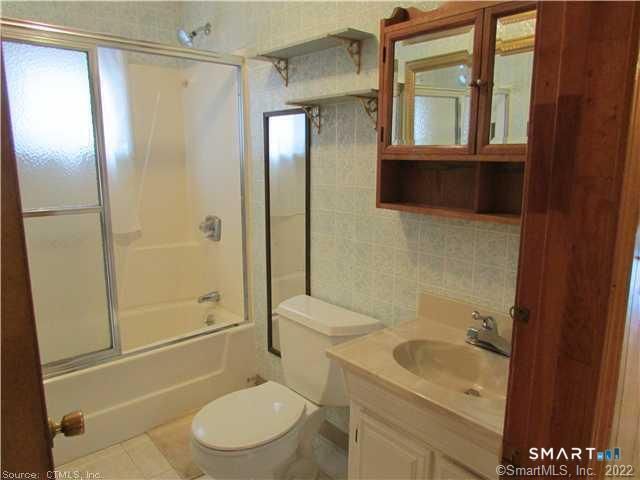 237 North Elm Street, Torrington, CT 06790