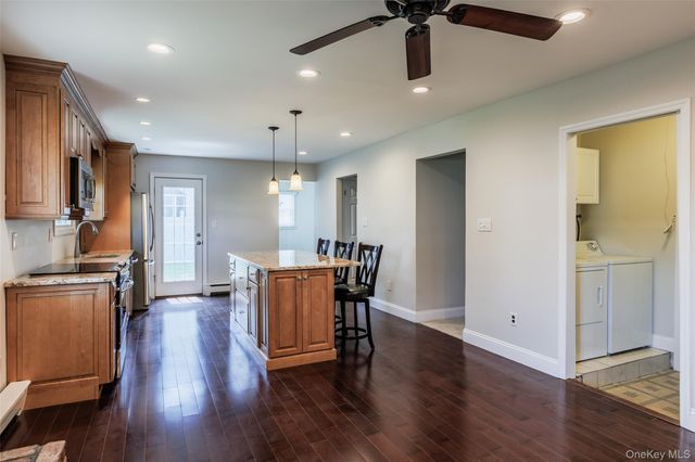 23 Babcock Avenue, Ronkonkoma, NY 11779
