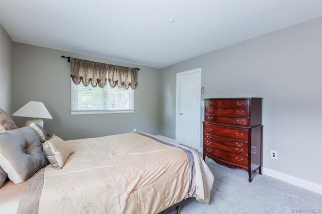 23 Babcock Avenue, Ronkonkoma, NY 11779
