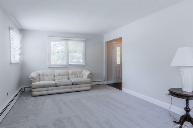 23 Babcock Avenue, Ronkonkoma, NY 11779
