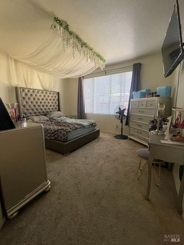 2507 Winterhaven Ave, Santa Rosa, CA 95404