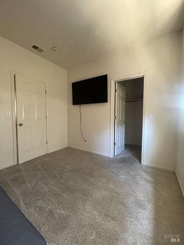 2507 Winterhaven Ave, Santa Rosa, CA 95404