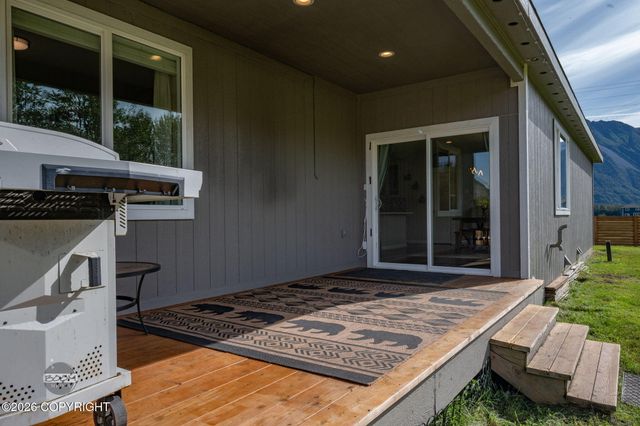 5224 S Sisters Street, Palmer, AK 99645