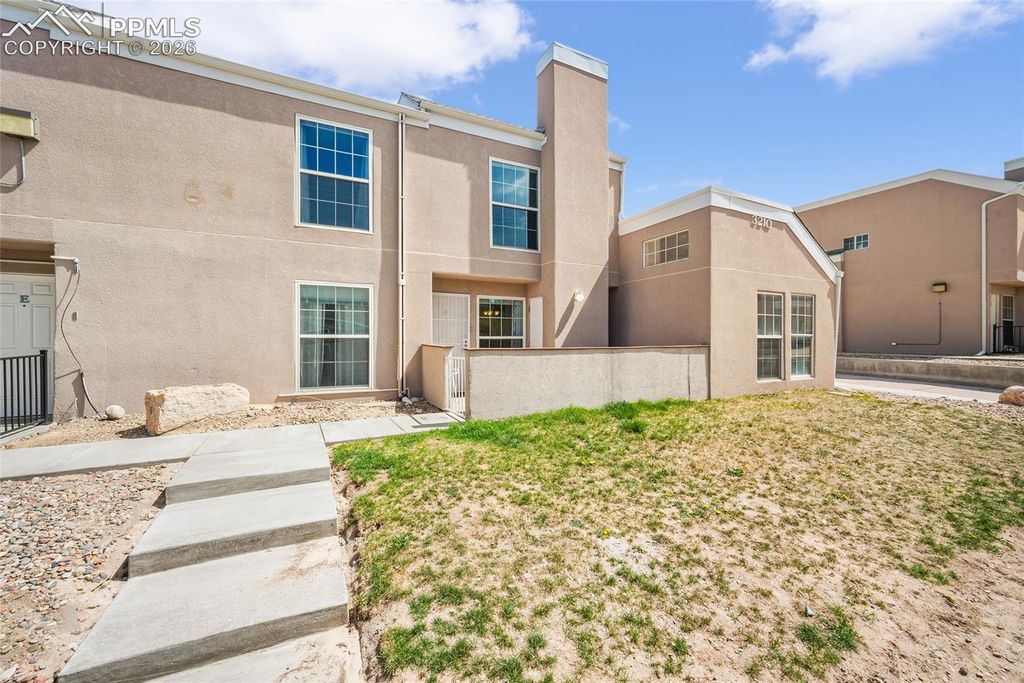 3210 Van Teylingen Drive F, Colorado Springs, CO 80917 — exterior