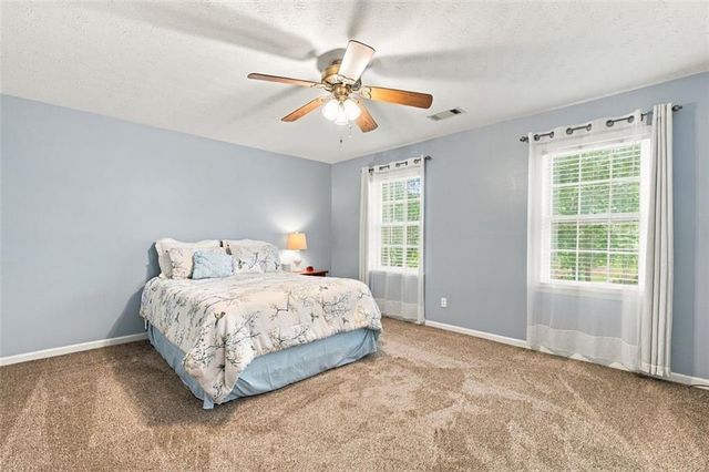 49 Lakeview Drive, Villa Rica, GA 30180