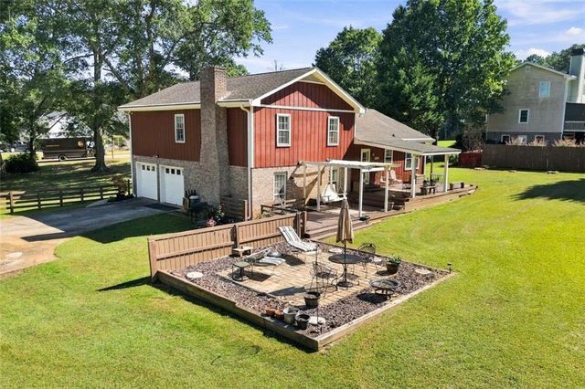 49 Lakeview Drive, Villa Rica, GA 30180
